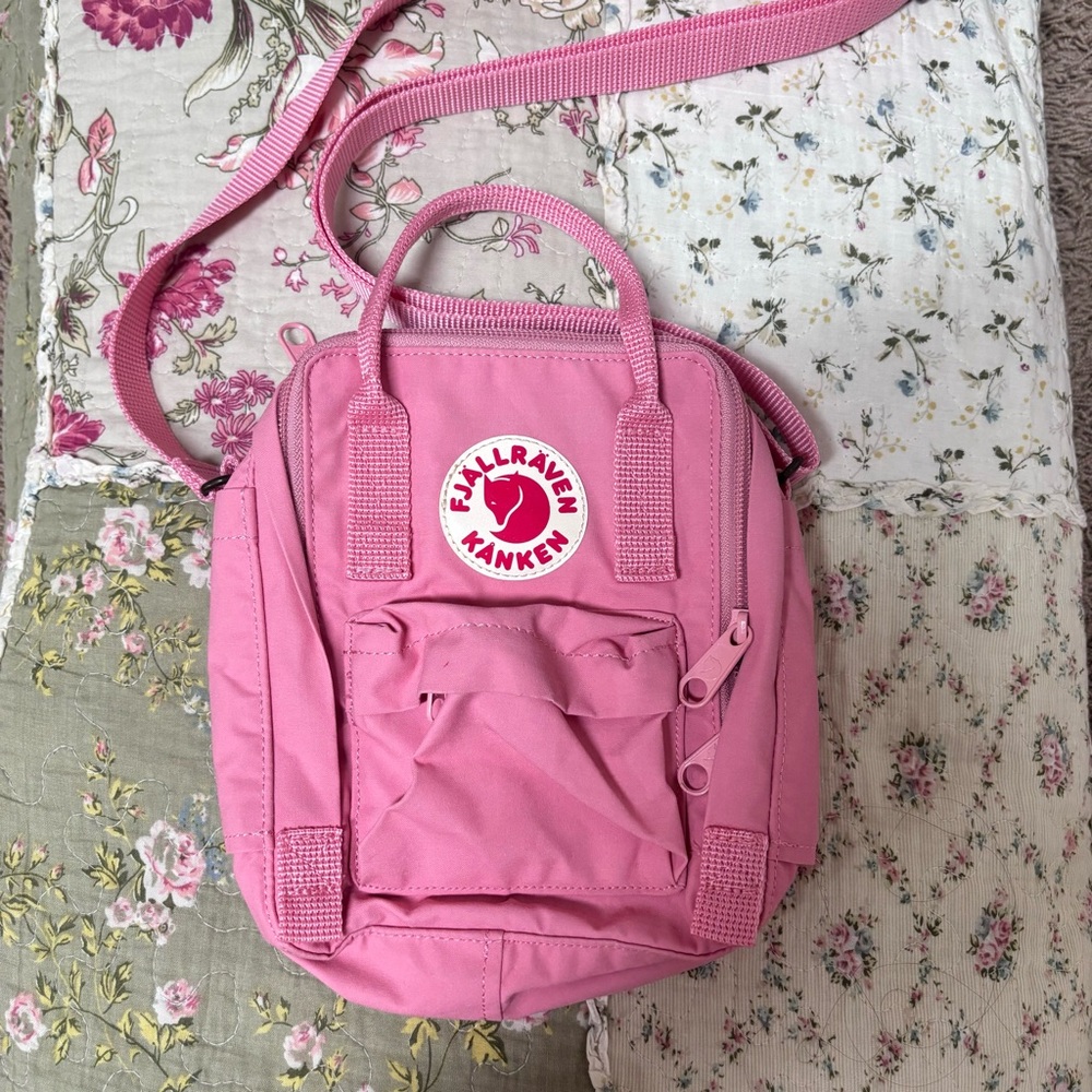 Fjällräven Kånken Sling Crossbody Bag